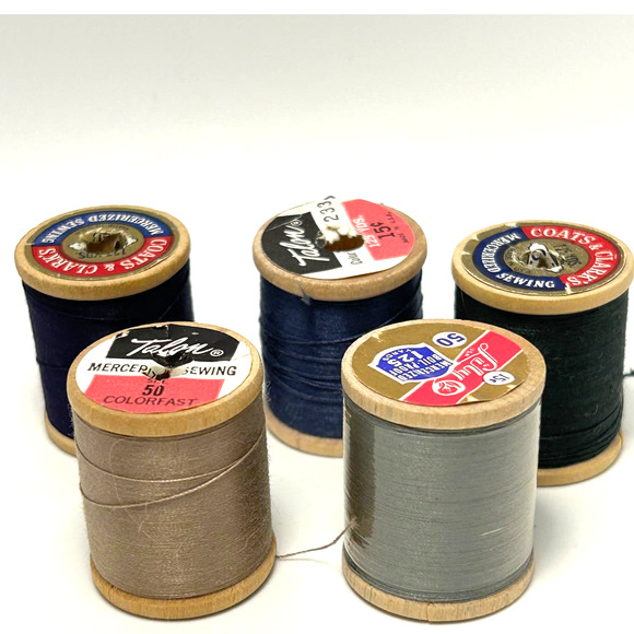 Vintage Thread On Wooden Spools Lot Of 30 - Picture 4 of 9